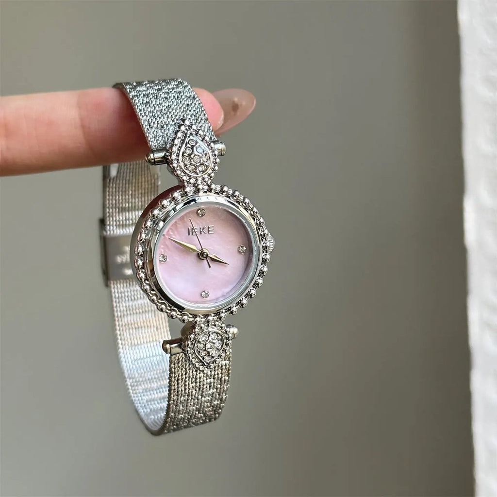 Fashion Casual Retro Court Ancient Style Watch Women