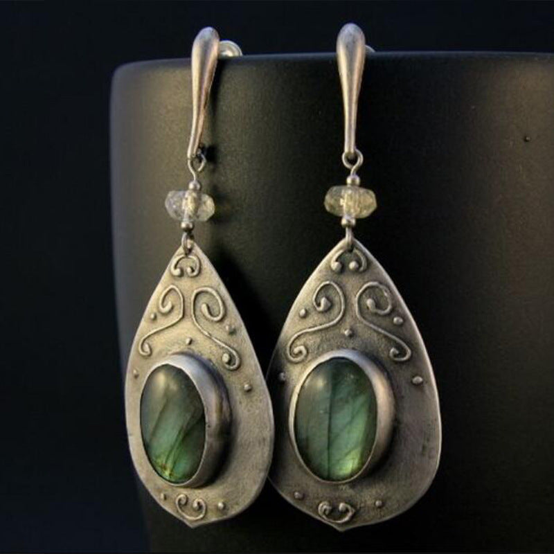 Artistic Retro Stylish Water Drop Emerald Earrings Eardrops